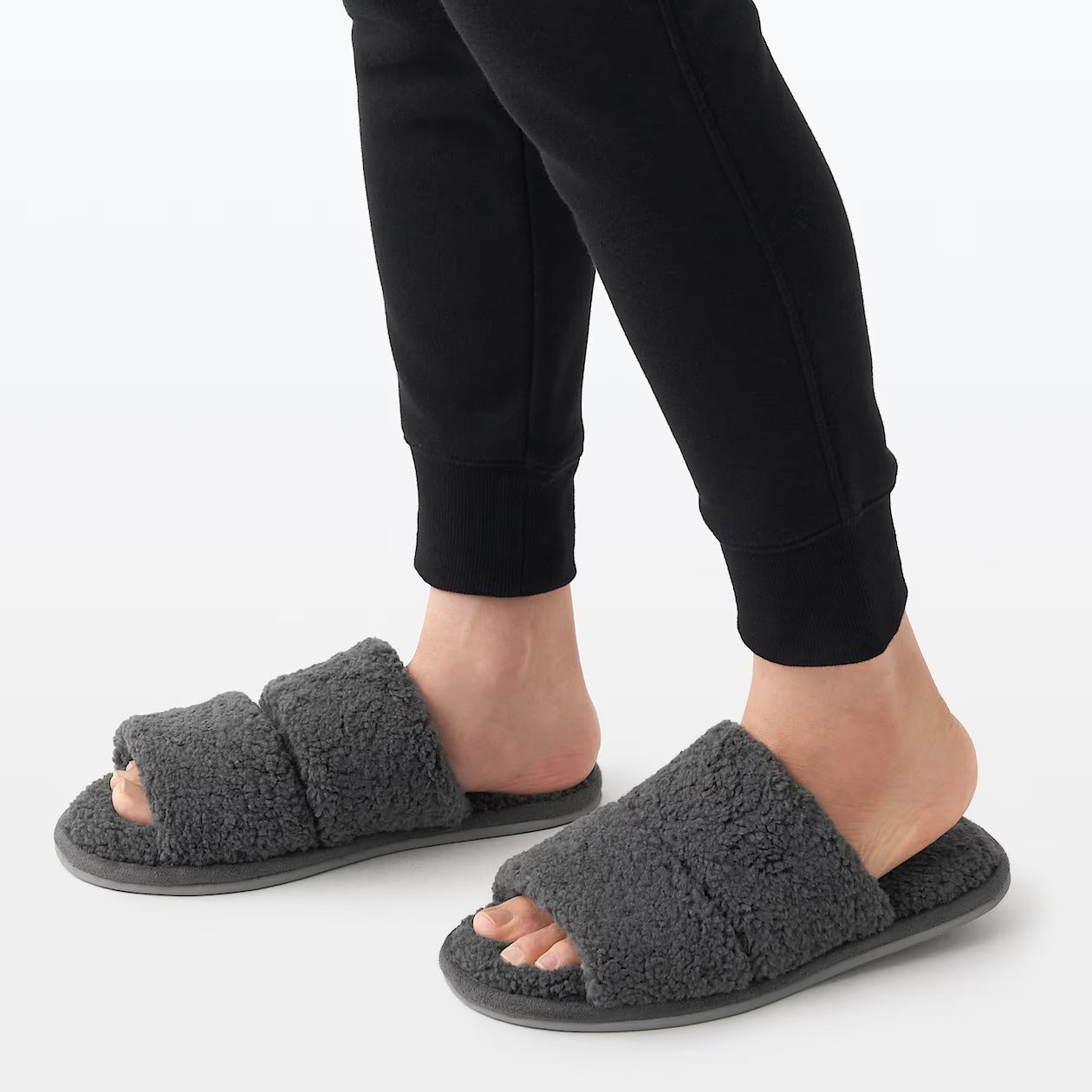 MUJI Boa slippers/open front