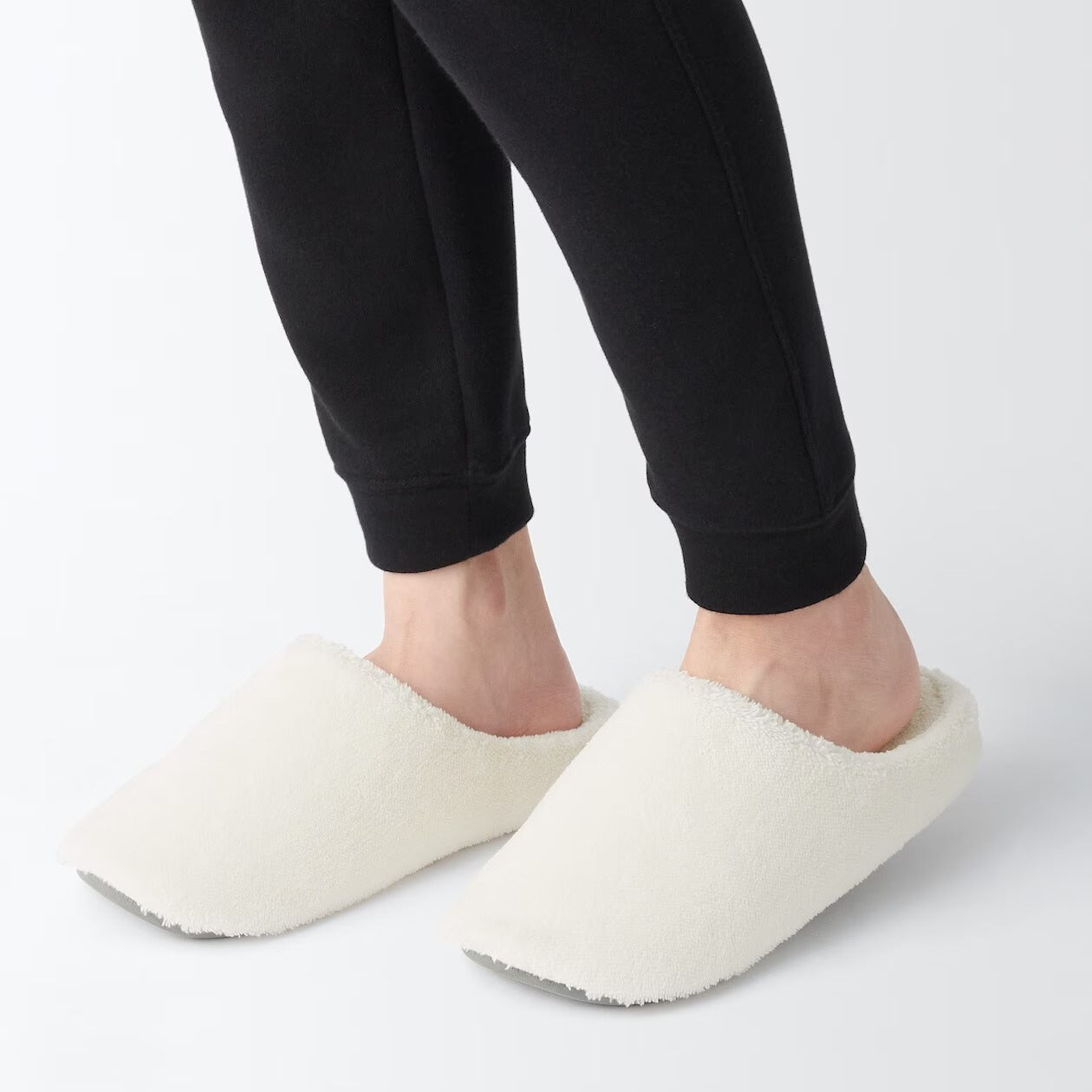 MUJI Warm fiber insole slippers Very popular!!